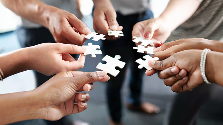 人力资源公司k8凯发(中国)国际认为中国制造业企业出海应提前做到知己知彼